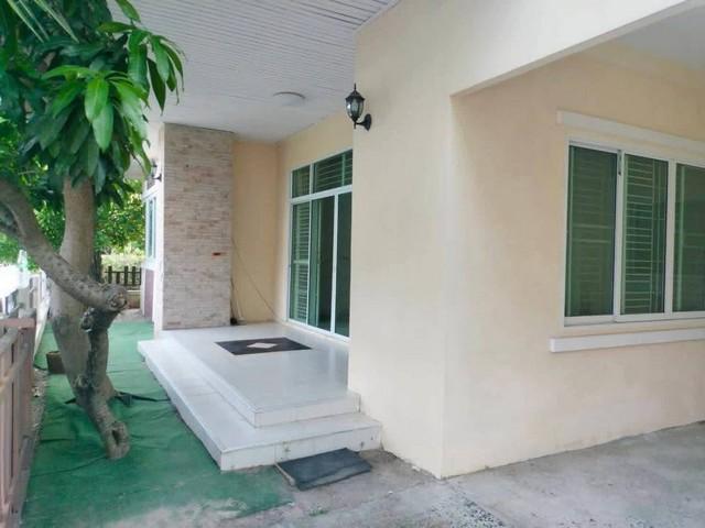 ให้เช่าบ้านเดี่ยว พานาปาร์ค3 หนองกะขะ พานทอง ชลบุรี บ้านเดี่ยวเนื้อที่ 60 ตารางวา 3ห้องนอน 2ห้องน้ำ มีที่จอดรถ แอร์ 2 ตั 4