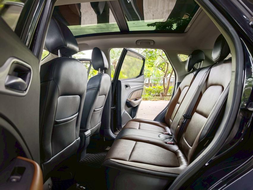 MG ZS 1.5 X Sunroof AT ปี 2020 รถสวยมือเดียว ไมล์น้อย 17