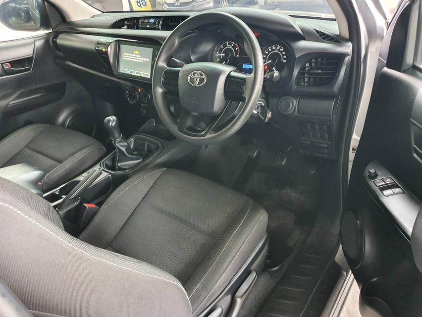 Toyota Hilux Revo 2.4 Entry Smart Cab Z Edition ปี 2021 สีเทา เกียร์ธรรมดา 3