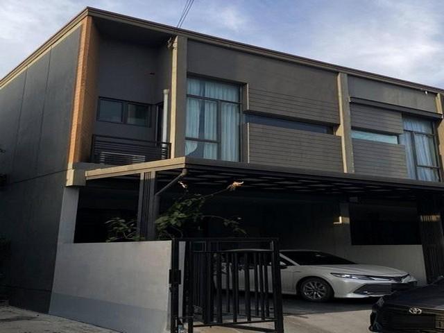 PB5864ให้เช่า ทาวน์โฮม 2 ชั้น โครงการ เวิร์ฟ พระราม 9 VERVE Rama 9 ถนนกาญจนาภิเษก ติดทางด่วนมอเตอร์เวย์ บ้านหลังมุม หันหน้าทิศใต้  2