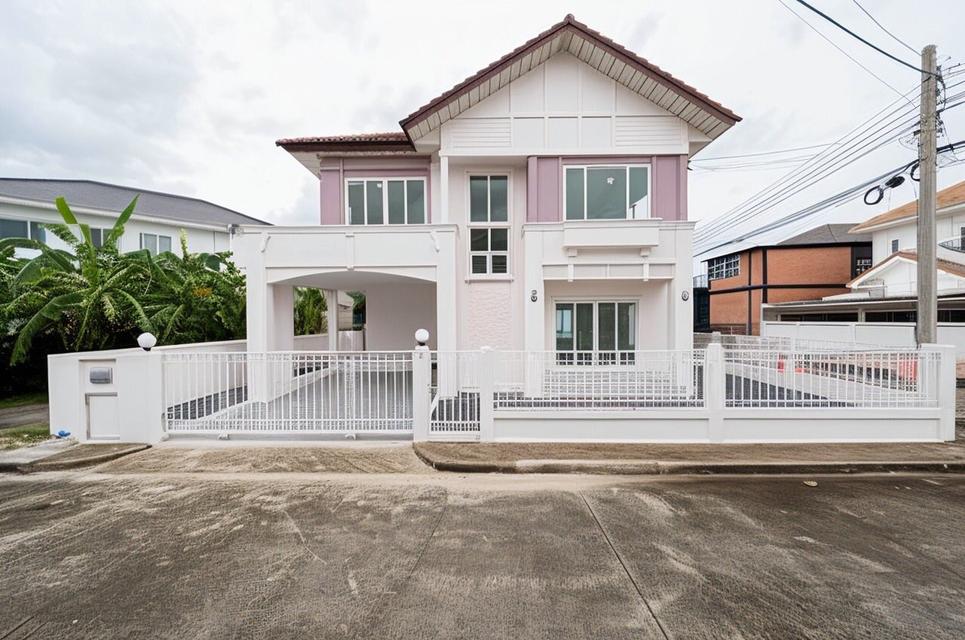 ขายบ้าน เดี่ยวในโครงการเพอร์เฟค เพลส สุขุมวิท 77 สุวรรณภูมิ เฟส 4  หลังมุม 1