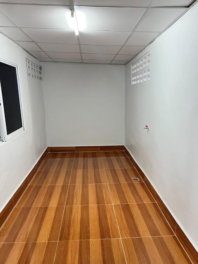 ขายทาวน์เฮาส์ 2 ชั้น หมู่บ้านเจริญลาภ 3 ปทุมคลอง 4 คลองหลวง บิ้วอินใหม่ ใกล้ม.ธรรมศาสตร์ ถูกสุดในย่านนี้ 9