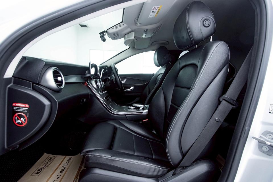 BENZ C220D 2.0 AVANTGARDE AT 2021C-Class ดีเซล ตัวท็อป Avantgarde โฉม W205 LCI รูปที่ 10