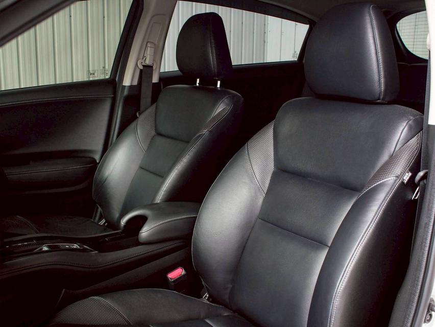 HONDA HRV, 1.8 E LIMITED ปี 2015 โฉม ปี14-21  12