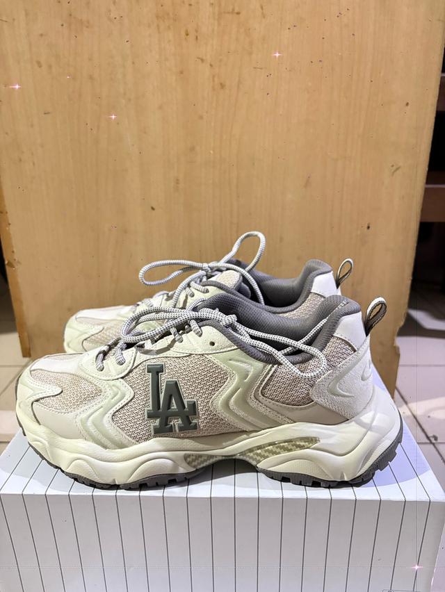 MLB cargo chunky suede 2