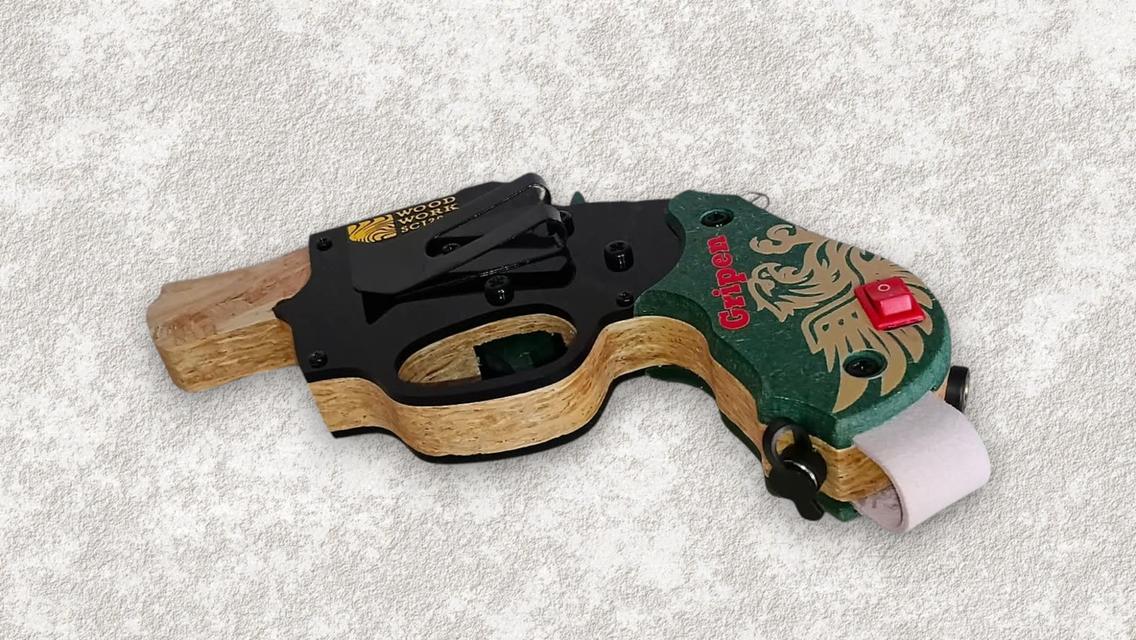 เครื่องเล่น MP3 ที่เป็น ปืนยิงยาง Vintage Rubber band gun #ของเล่น #ของสะสม # vintage art