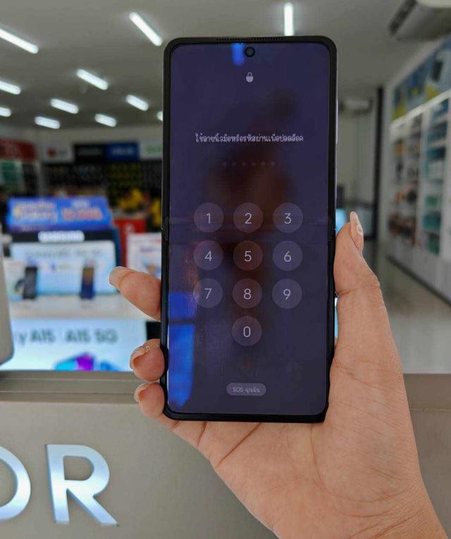 พร้อมขาย Oppo Find N2 Flip 