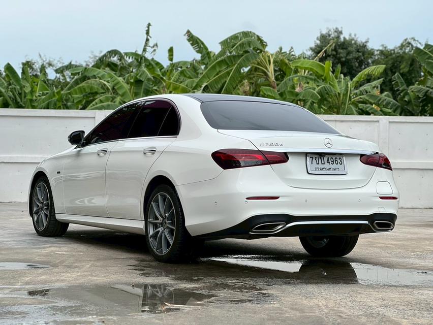 ปี 2021 BENZ E-CLASS, E300e 2.0 AMG DYNAMICโฉม W213 ปี16-24 (facelift) สีขาว รูปที่ 8