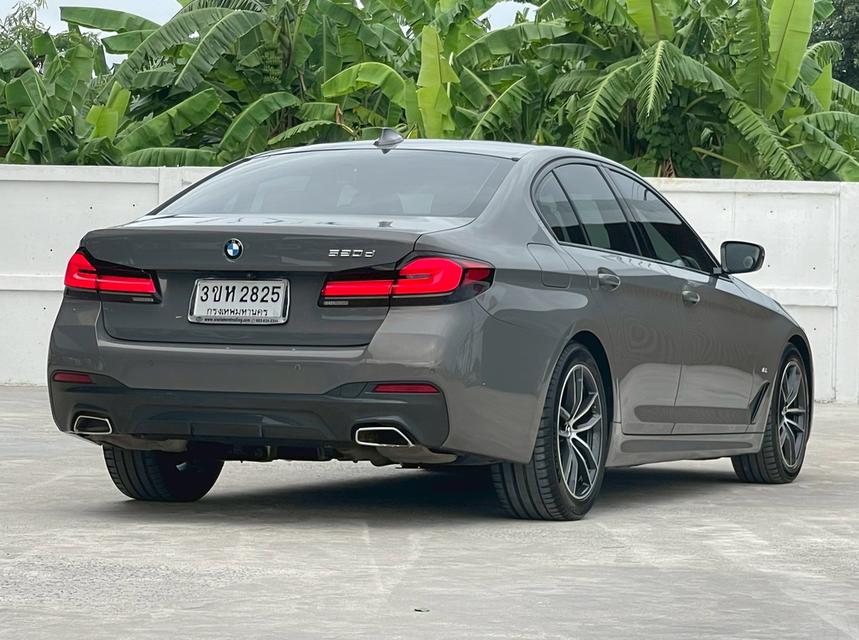 ขาย BMW 520d Msport ปี21 6