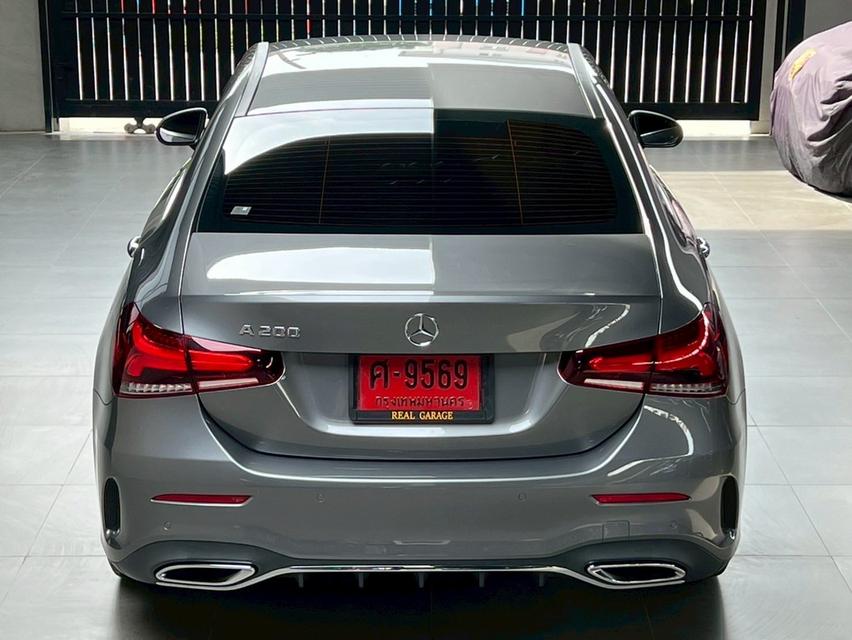 Mercedes-Benz A200 AMG Dynamic Sedan 11