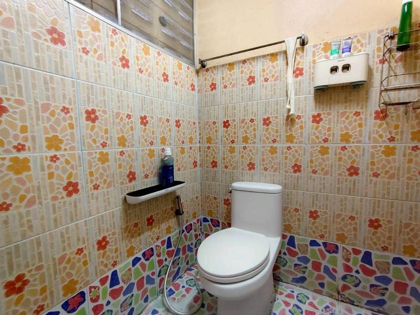 อาคารพาณิชย์ 3 ชั้น ซอยสุคนธสวัสดิ์ 3 ถนนสุคนธสวัสดิ์ แขวงลาดพร้าว เขตลาดพร้าว กรุงเทพมหานคร 8