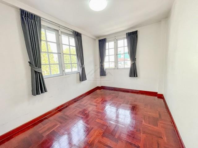 ให้เช่าบ้านเดี่ยว 2 ชั้น 150 ตรว. ซอยรามอินทรา 42 ใกล้ MRT สายสีชมพู สถานีรามอินทรา ก.ม.6 **เลี้ยงสัตว์ได้ จดบริษัทได้ 6