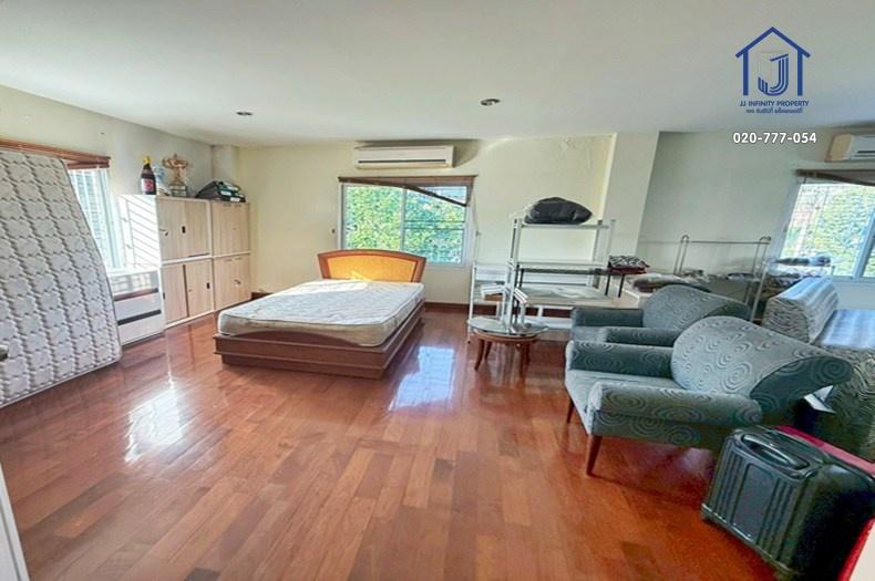 ขายบ้านเดี่ยว 3 ชั้น พร้อมที่ดิน 388 ตารางวา หมู่บ้านประชาชื่น เพลส ถนนประชาชื่น ใกล้รถไฟฟ้าสายสีชมพู 11