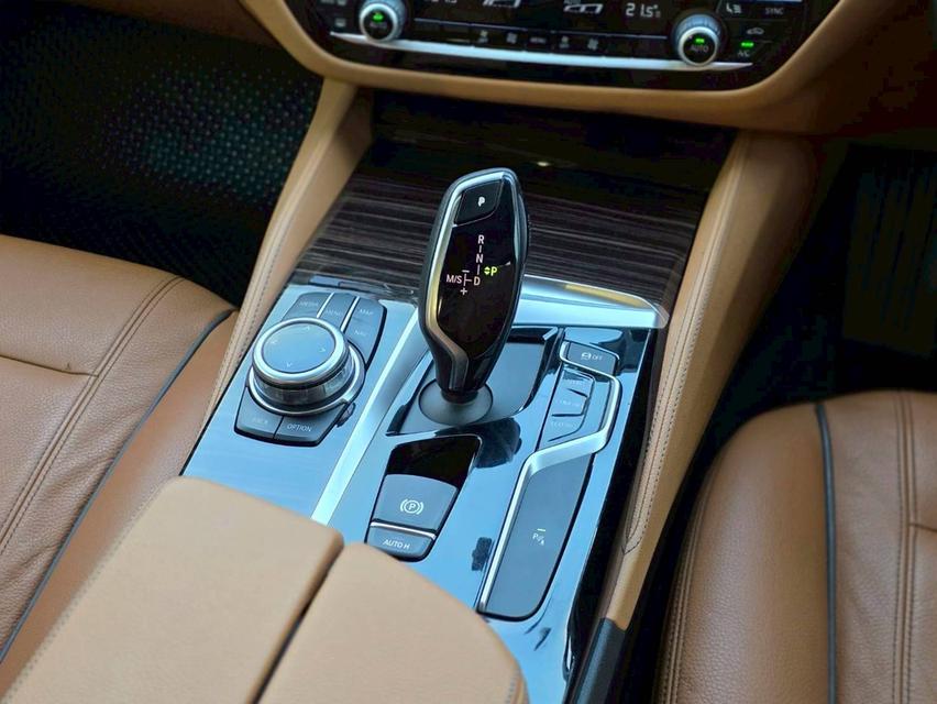 รหัสรถ NC7022 ✳️ 520d Luxury Line [G30] รูปที่ 16