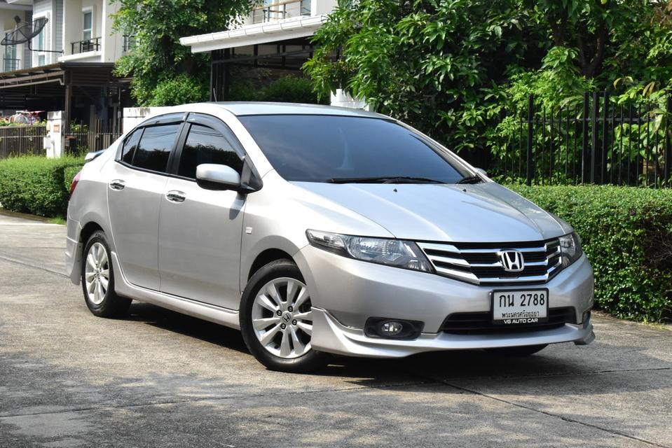 Honda City 1.5V CNG โรงงาน  ราคาเพียง 189,000  ปี 2013 สีเทา ออโต้ เบนซิน+แก๊ส ไมล์ 11x,xxx km 10