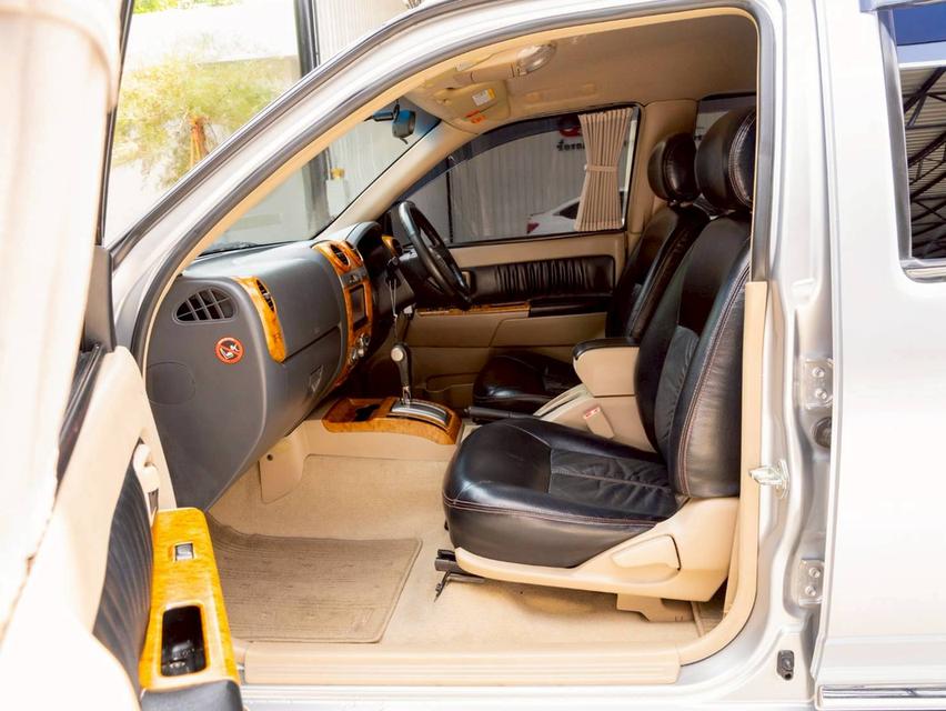 ISUZU MU-7 3.0 AT 2WD ปี 2012 13