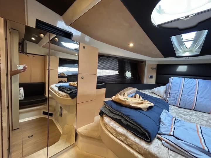 For sale! 2015 Cranchi Italy M44 HT 45FT  9