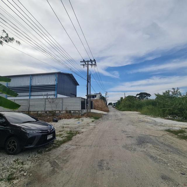 ขายที่ดินซอยร่มเกล้า 19 ในราคาดีที่สุด ราคาดีทำเลดีติดต่อผึ้งรติ โทร 061-9419-639 3