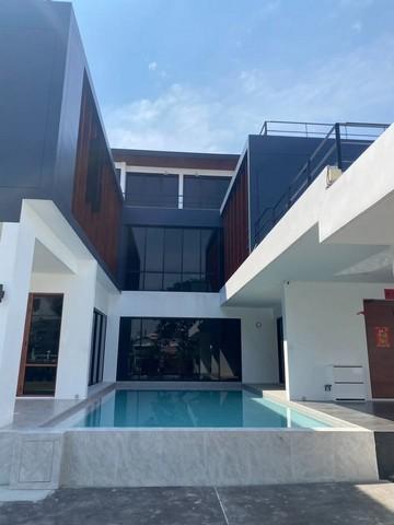 รหัสC7242 ให้เช่า ขายบ้านพลูวิลล่า 3ชั้น Luxuly Pool villa ทำเลสุขุมวิท ใกล้ BTS บางจาก 1