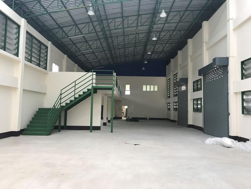 โกดัง ให้เช่า ถนน ปท.3004 ลำลูกกา รังสิต-นครนายก คลอง 7 พื้นที่ใช้สอย 640 ตรม. เช่า 64,000 บาท ติดต่อ คุณสาริน โทร. 089-4900865 2