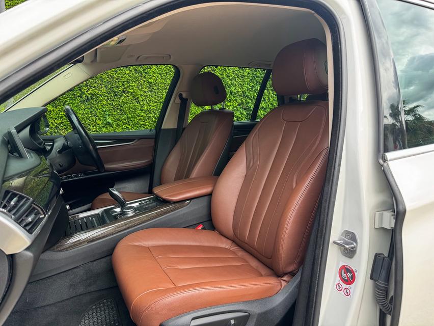 รหัสรถ AVA2344 🆕 BMW X5 sDrive25d F15 ดีเซลล้วน ปี 2017 13