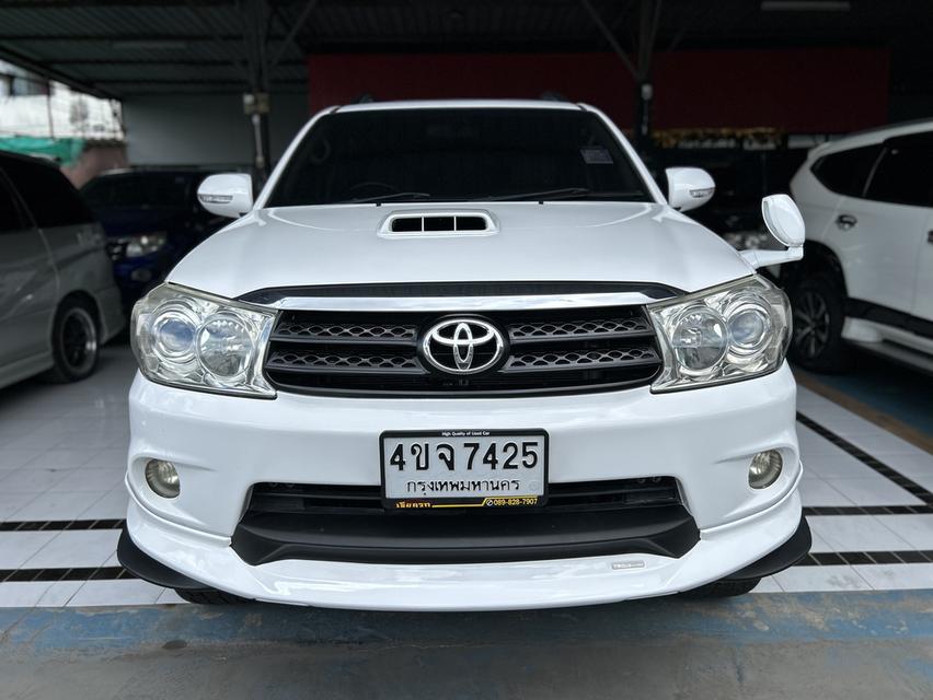 ขาย Toyota Fortuner 3.0 V TRD Sportivo 4WD ปี2010 รูปที่ 3