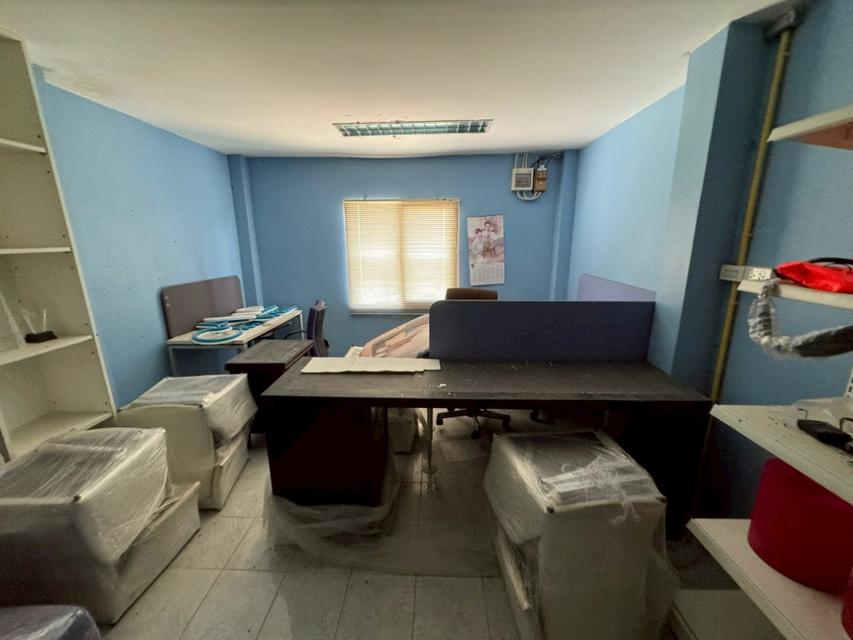 ขายโกดังพร้อมสำนักงาน ซอยรัตนโชค 3 บางปลา 2 สมุทรปราการ เหมาะทำโรงงาน คลังสินค้า (N.2080) 2