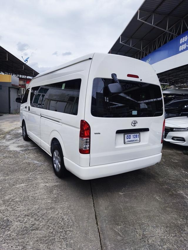 TOYOTA COMMUTER 3.0 2019 7