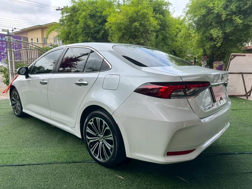 Toyota Altis 1.8 Sport CVT ปี 2021 #ฟรีดาวน์ #ไม่ต้องค้ำ 9