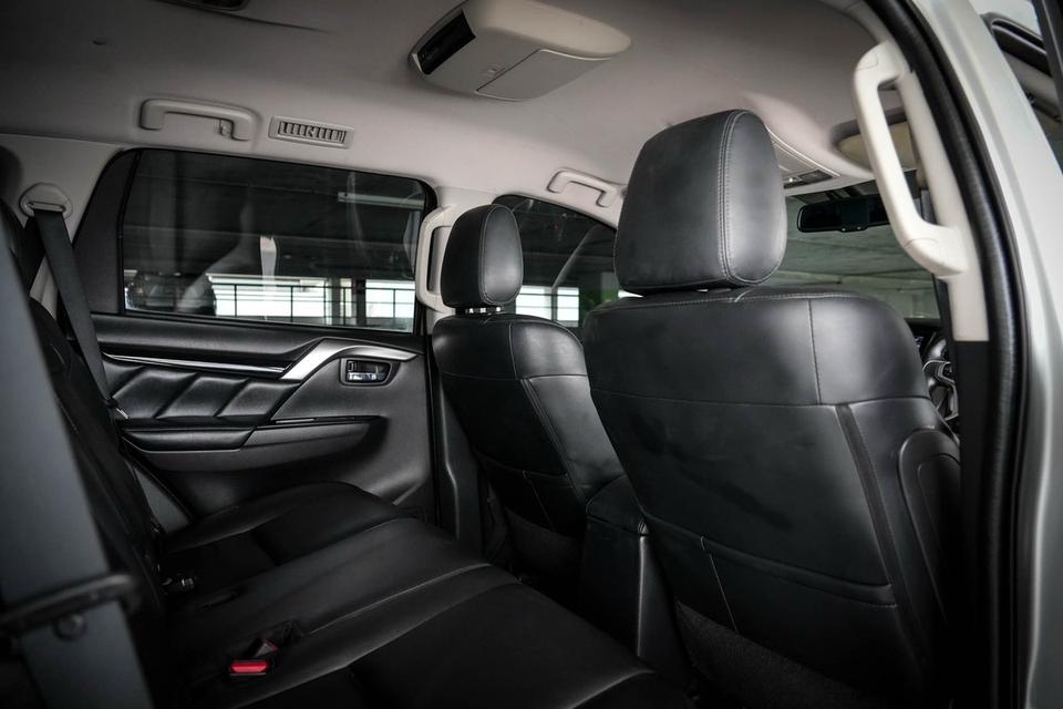 ขาย Mitsubishi Pajero 2.4GT 4wd ปี16 15
