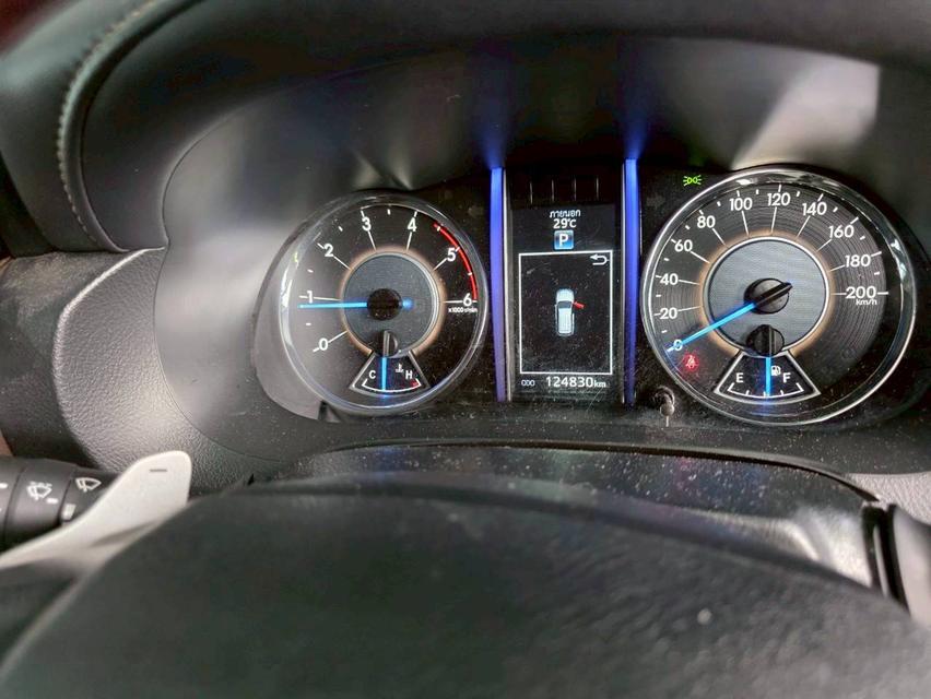 ขาย Toyota fortuner 2.4V 4wd ปี18 8