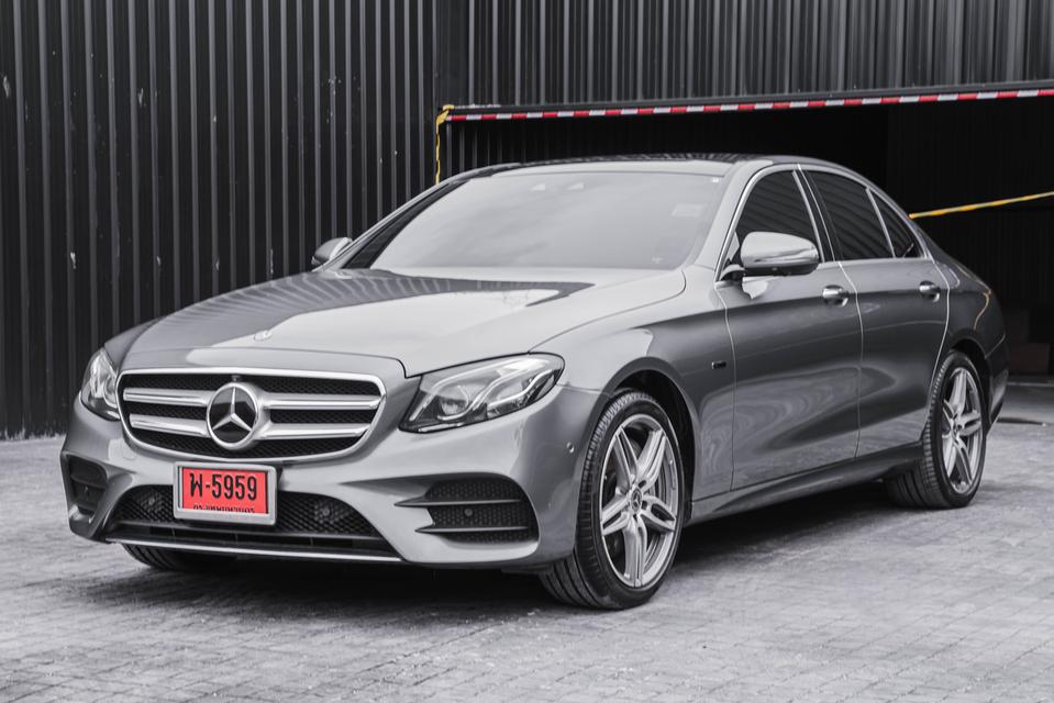รหัสรถ 67GG5828 BENZ E350e AMG W213 ปี 2019