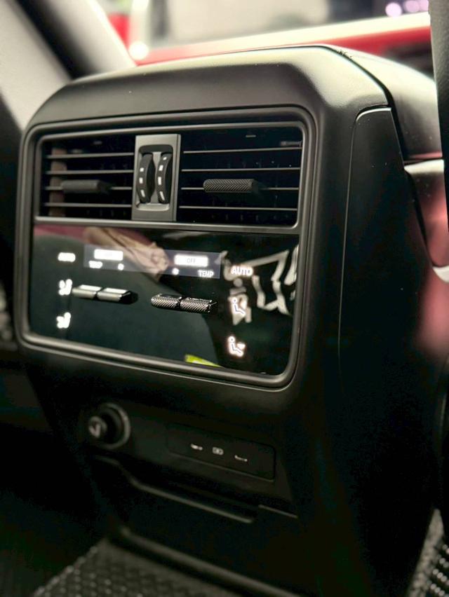 CAYENNE 3.0 HYBRID COUPE 10