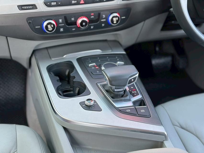 AUDI Q7 3.0 45 TDI QUATTRO AWD ปี 2017 จด 2018 รูปที่ 12