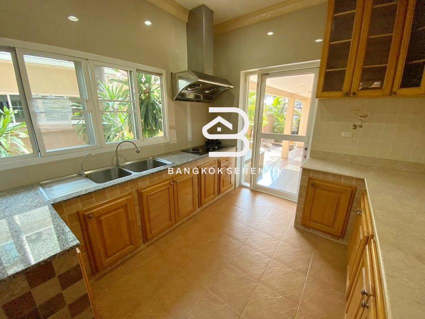 Prukpirom Regent with Private pool for rent 12