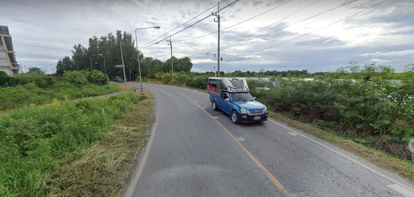 ที่ดิน 2 ไร่ 141 ตร.ว. ซ.วัดวีระโชติธรรมาราม  ตรงข้าม ร.ร.เตรียมพัฒน์ฯ ฉะเชิงเทรา เข้าจากถนนใหญ่สุวินทวงศ์เพียง 900 เมตร ทำเลดี 4