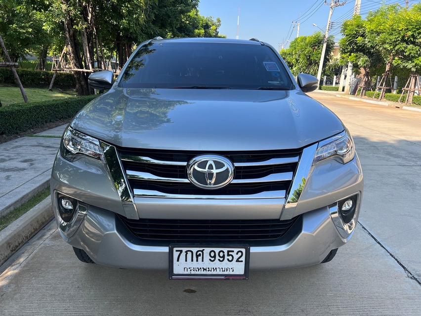 Toyota Fortuner 2.4 2WD ปี 2018  2