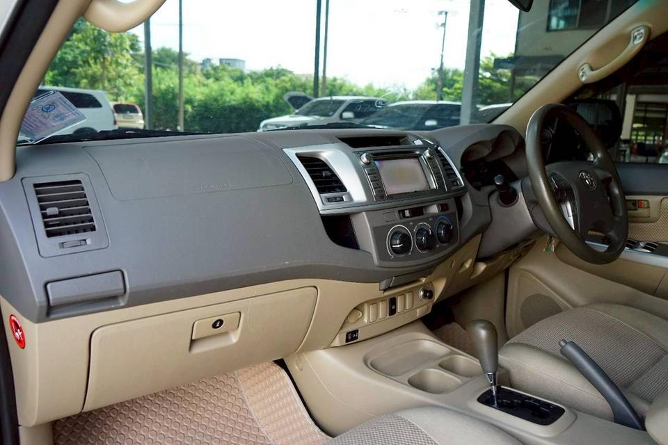 2013 TOYOTA VIGO 3.0G 11