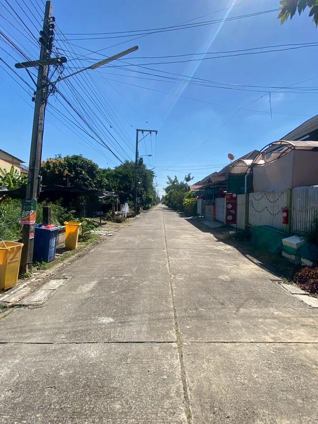 ขายบ้านแฝดสไตล์นอร์ดิก บ้านแฝด 2 ชั้น เนื้อที่ 40 ตรว. หมู่บ้านสายไหมวิลล่า ซอยสายไหม 77 แขวงสายไหม เขตสายไหม กรุงเทพมหานคร 20