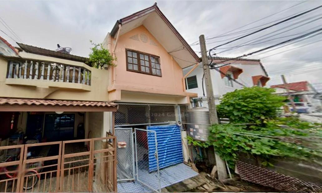 ขายบ้านซอยหทัยราษฏร์ 33 หมู่บ้านร่มทิพย์ (หลังมุม) ** ราคา 1.95 ล้านบาท ** (ค่าโอน50/50) (N.1709) 1