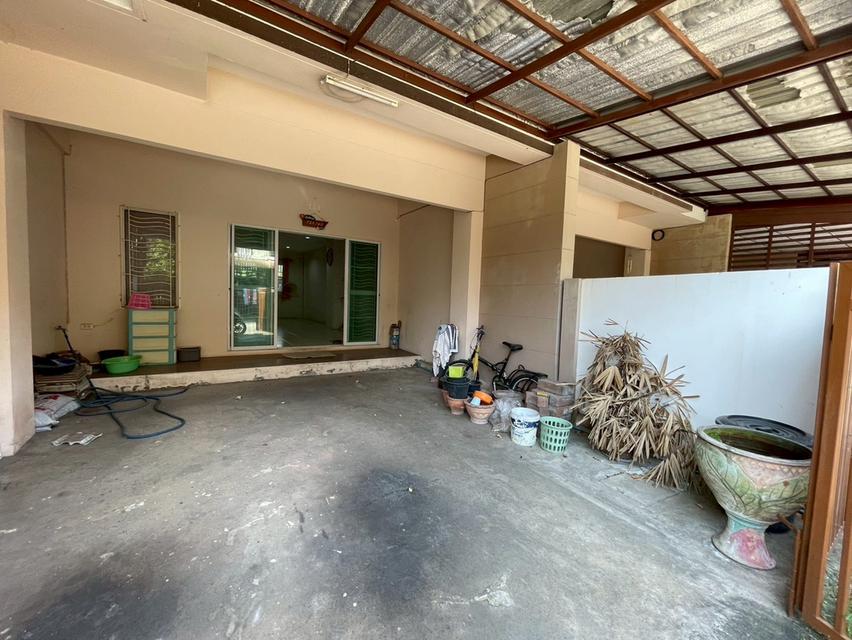 หมู่บ้านสุขสำราญ ลีฟวิ่ง (ประชาอุทิศ 90) ถนน รพช.ประชาอุทิศ ต.คลองบ้านสวน อ.พระสมุทรเจดีย์ จ.สมุทรปราการ 4