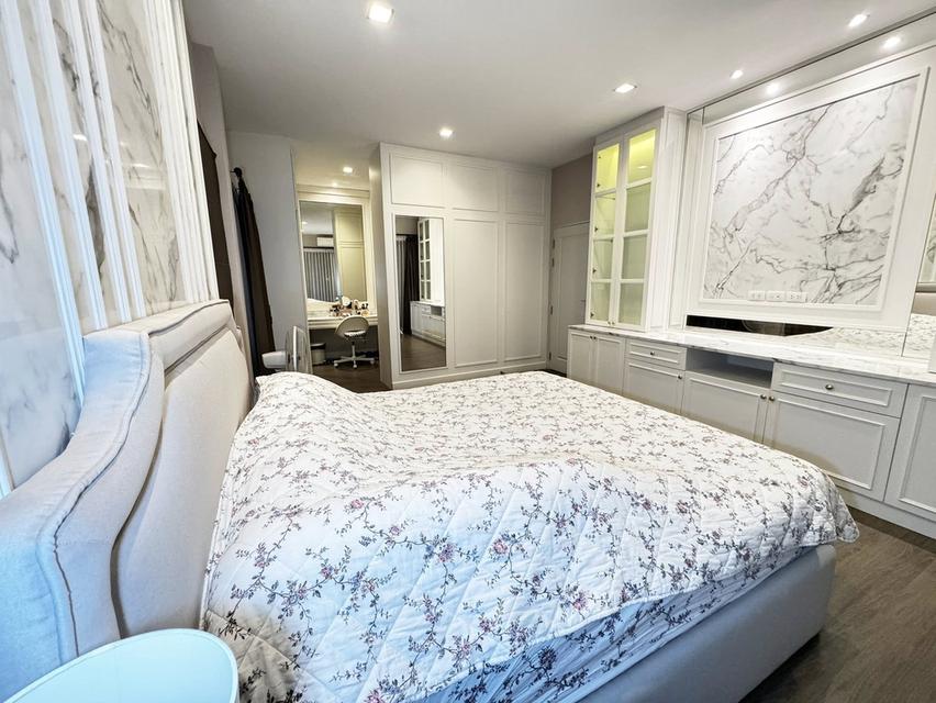 บ้านให้เช่าบางกอกบลูเลอร์วาร์ด พระราม 9 57 ตรว. 4น4น 140,000 ต่อเดือน บ้านพร้อมเข้าอยู่เลย 3