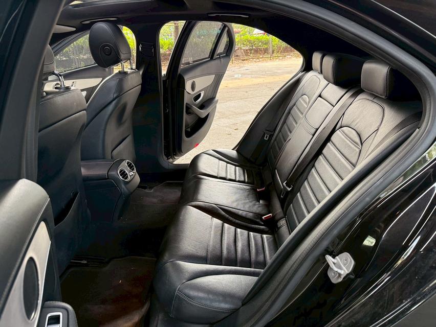 ขายรถ Benz C250 AMG W205  ปี 2015 สีดำ เกียร์ออโต้ 12
