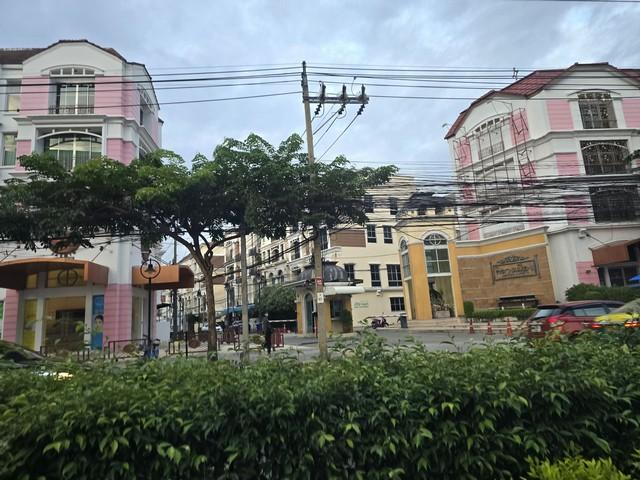 ให้เช่าโฮมออฟฟิศ4 ชั้น 23ตรว. ใกล้แยกรัชดา ลาดพร้าว ใกล้MRTสถานีลาดพร้าว300เมตร 1