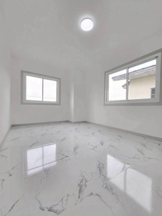 🚗🚗 จอดรถในบ้านได้ถึง 2 คัน 🚗🚗หมู่บ้านบัวทอง4  (คุณาภัทร) บางบัวทองทาวน์เฮ้าส์ 2 ชั้น  หลังมุมในส่วนตัว ตกแต่งใหม่พร้อมอยู่ 17