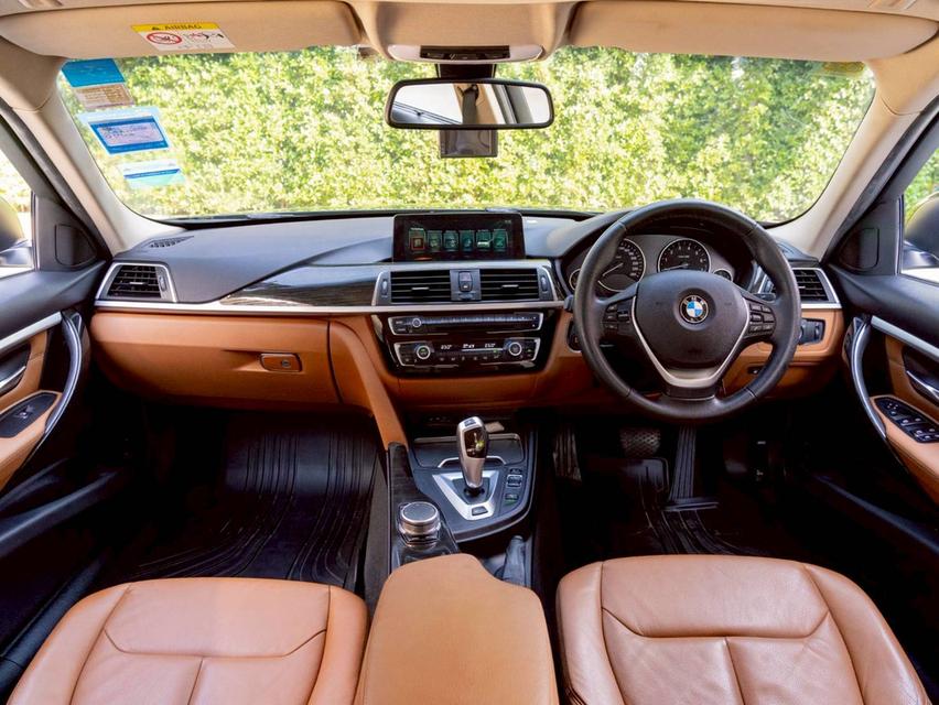 BMW 330e 2.0Plug in hybrid ปี18 13