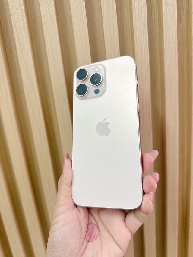  iPhone 16 Promax 256gb Zp ราคา 36,900.-  6