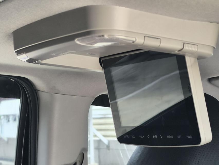 TOYOTA SIENTA 1.5V 2016 13