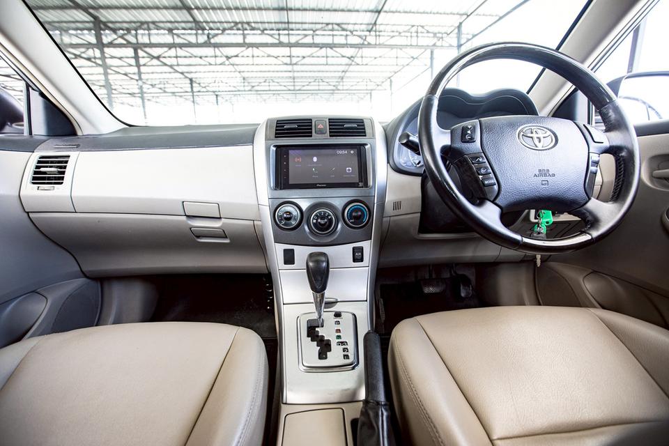 Toyota Altis 1.6E CNG ปี 2010 สี เทา  13