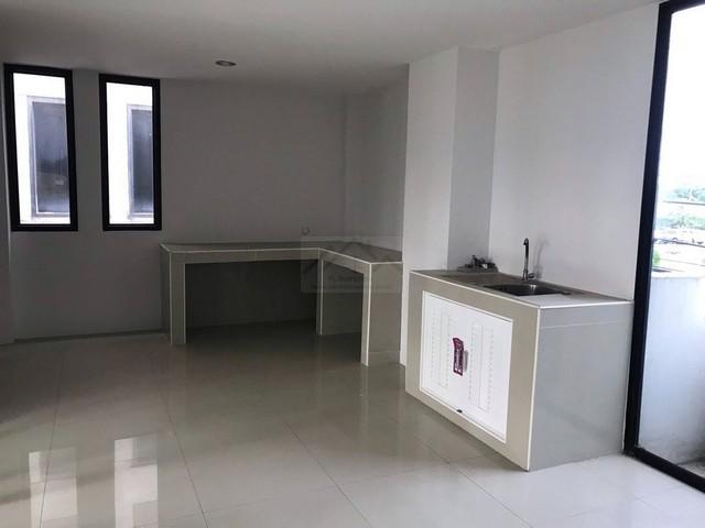 ให้เช่าสำนักงาน 5 ชั้น กว่า 500 ตรม. โครงการมินิ แอร์พอร์ต ออฟฟิศ (Mini Airport Office) ริมถนนวิภาวดีขาเข้า ตกแต่งพร้อมใ 2